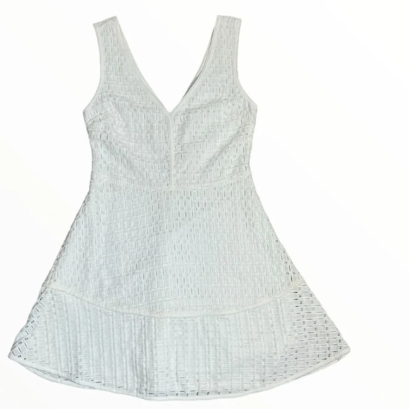 Cupcakes & Cashmere white eyelet lace dress size 6 - Picture 5 of 9